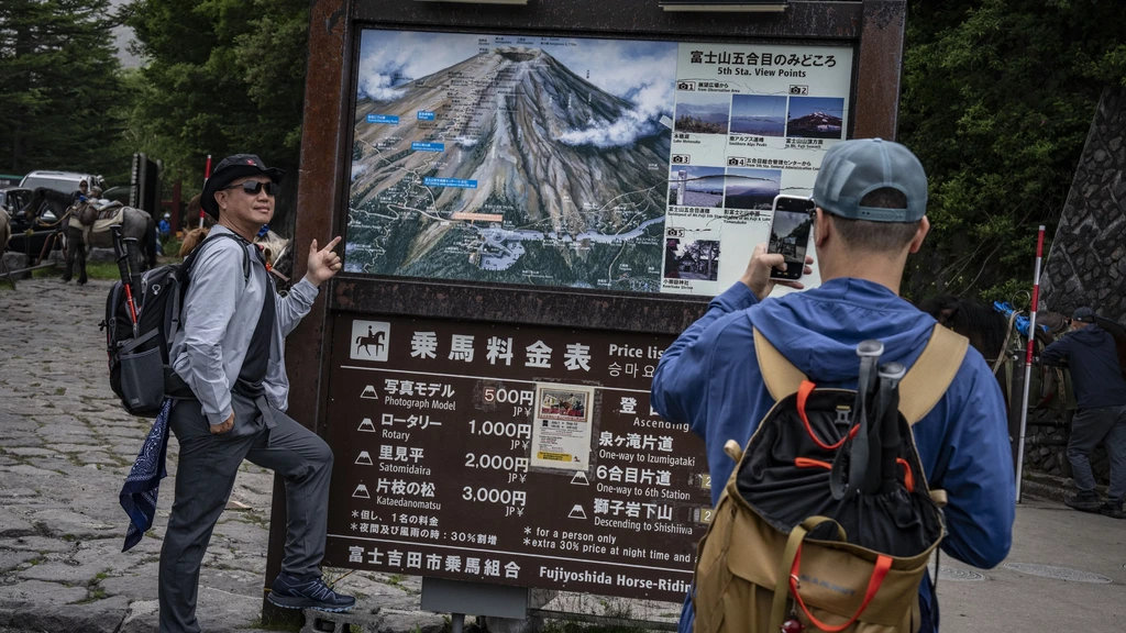 Vader laat 7-jarige zoon achter bij beklimming Japanse berg Fuji