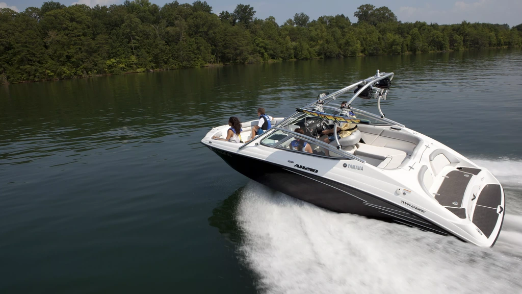 Foto: Aanklagers: bestuurder verongelukte speedboot New York overtrad veel regels