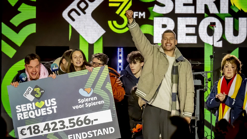 Foto: Glazen Huis van 3FM dit jaar naar Arnhem voor brandwondenstichting