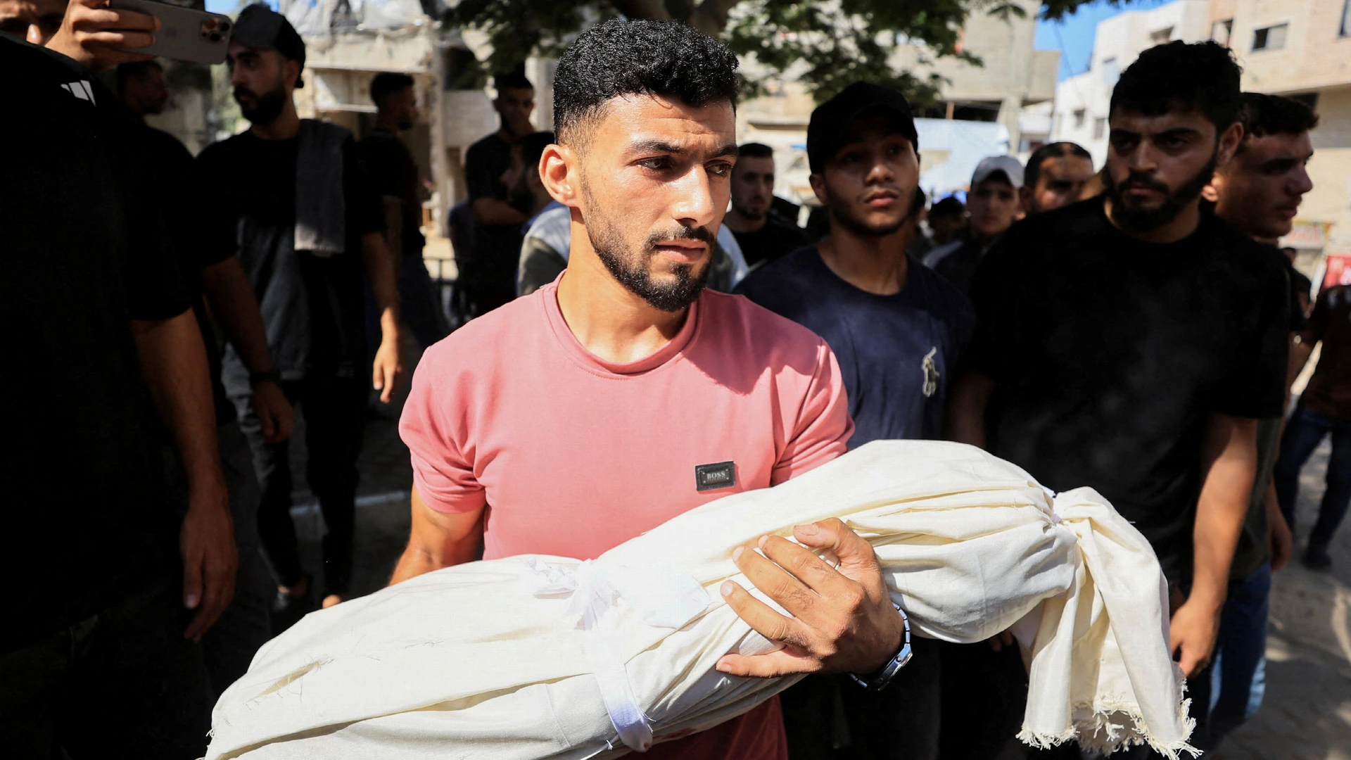 Israëlische aanvallen op Gaza gaan door ondanks Trumps 'historische overeenkomst'