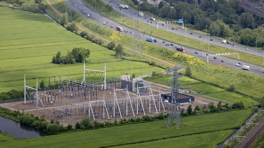Foto: Run op zwaardere stroomaansluiting voor huishoudens nu wachtlijst dreigt