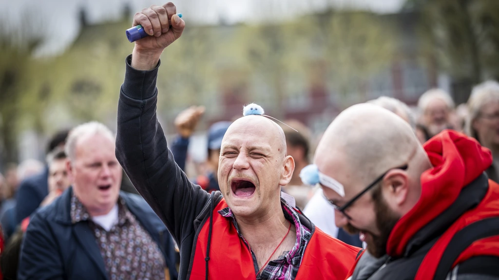 Foto: Na maanden van actievoeren akkoord cao rijksambtenaren nabij