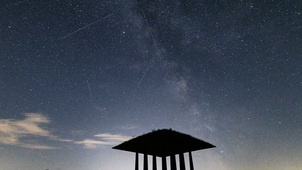 Foto: Na de zonsverduistering volgde een heldere nacht vol vallende sterren