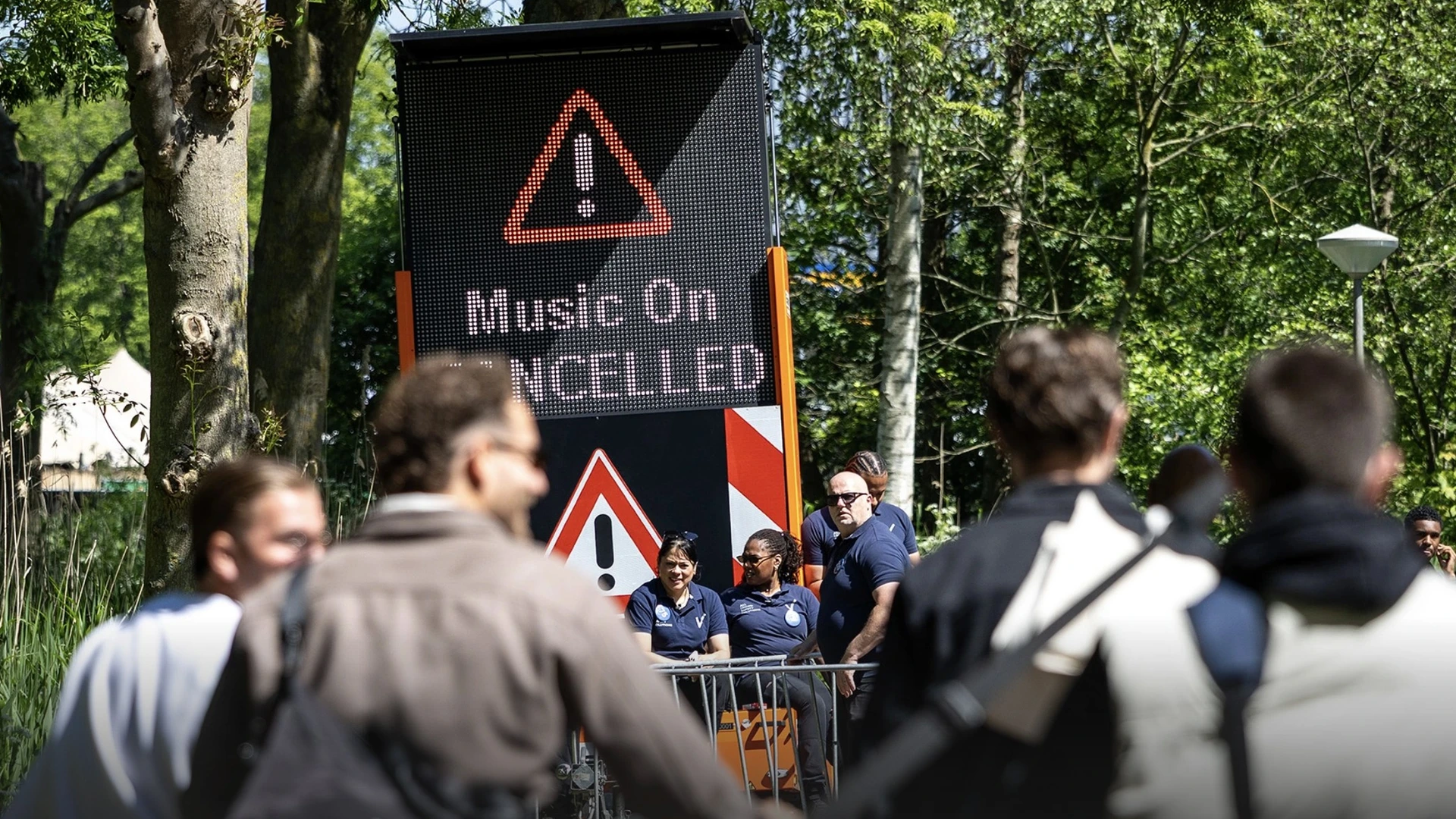 Last-minute annuleren festival Amsterdam volgde op chaotisch mailverkeer over tent