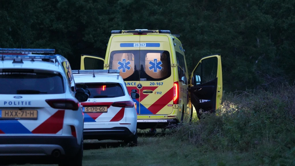 Kinderen vinden dode man in bos tijdens voetbalkamp in Rijen