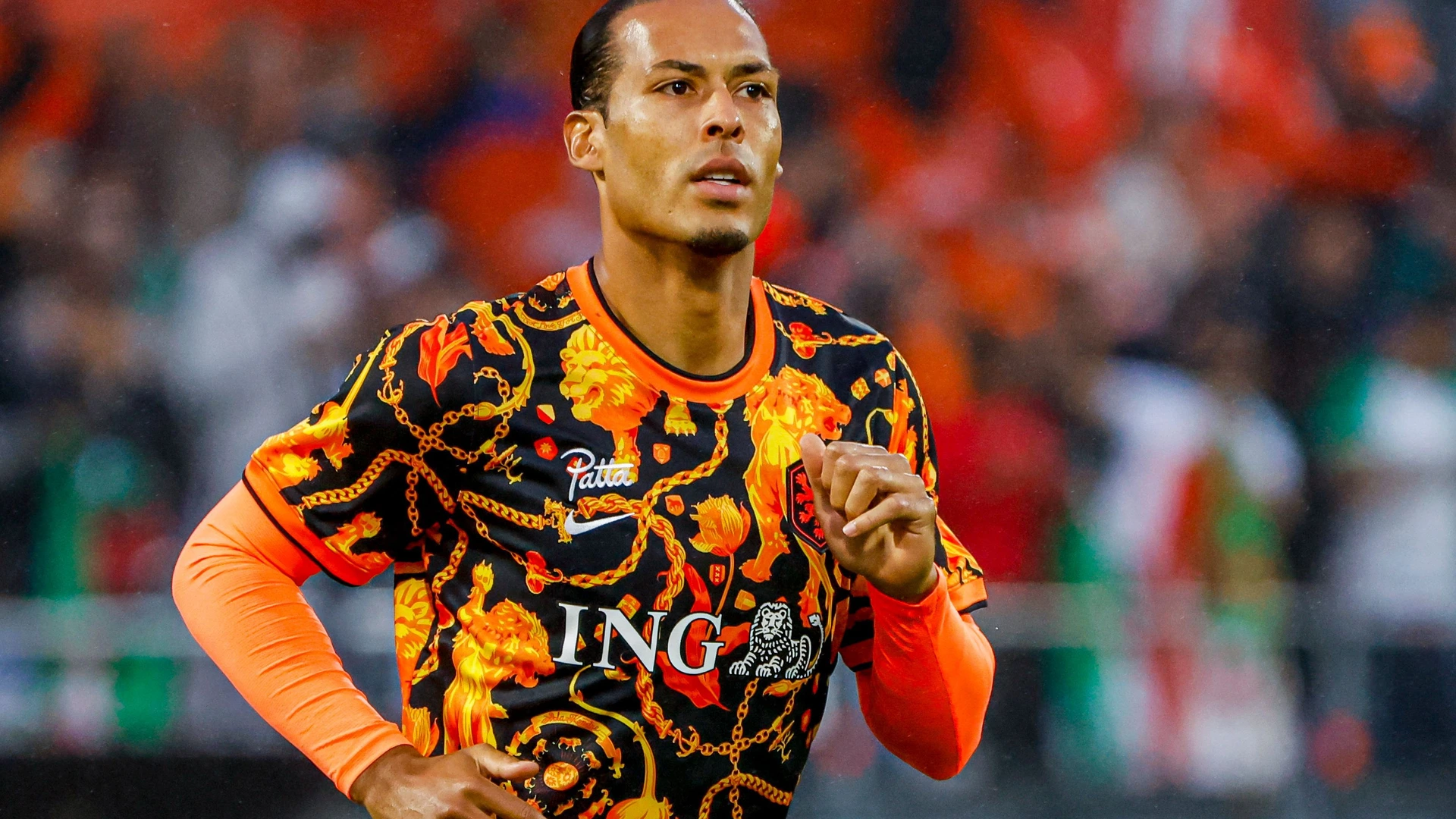 Opvallend WK-opwarmshirt voor Oranje van Amsterdams merk: 'Dit is wie wij zijn'