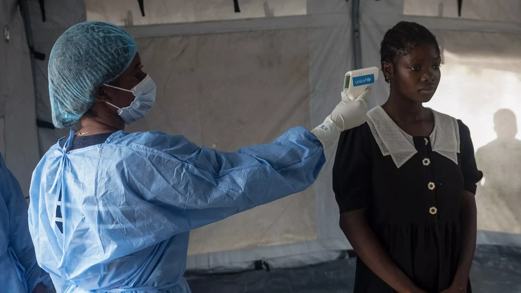 Foto: Dodental ebola opgelopen tot boven de 5000