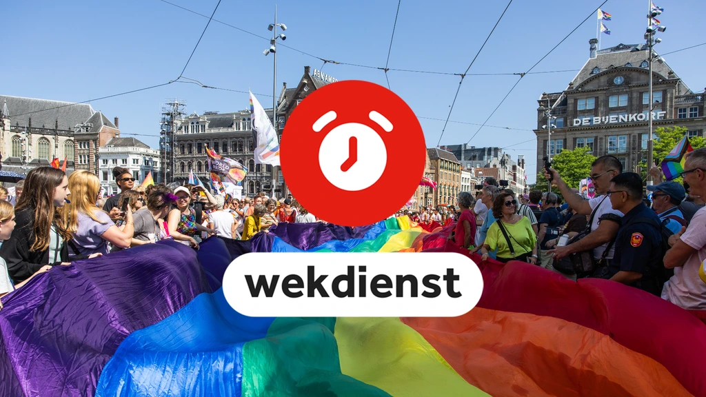 Foto: Wekdienst 31/7: Terrorismeverdachten worden voorgeleid • Pride Walk in Amsterdam