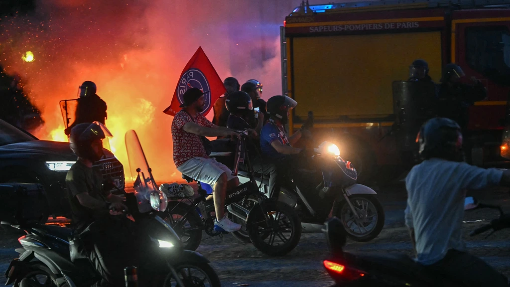 Foto: Rellen en honderden arrestaties in Parijs nadat PSG Champions League wint