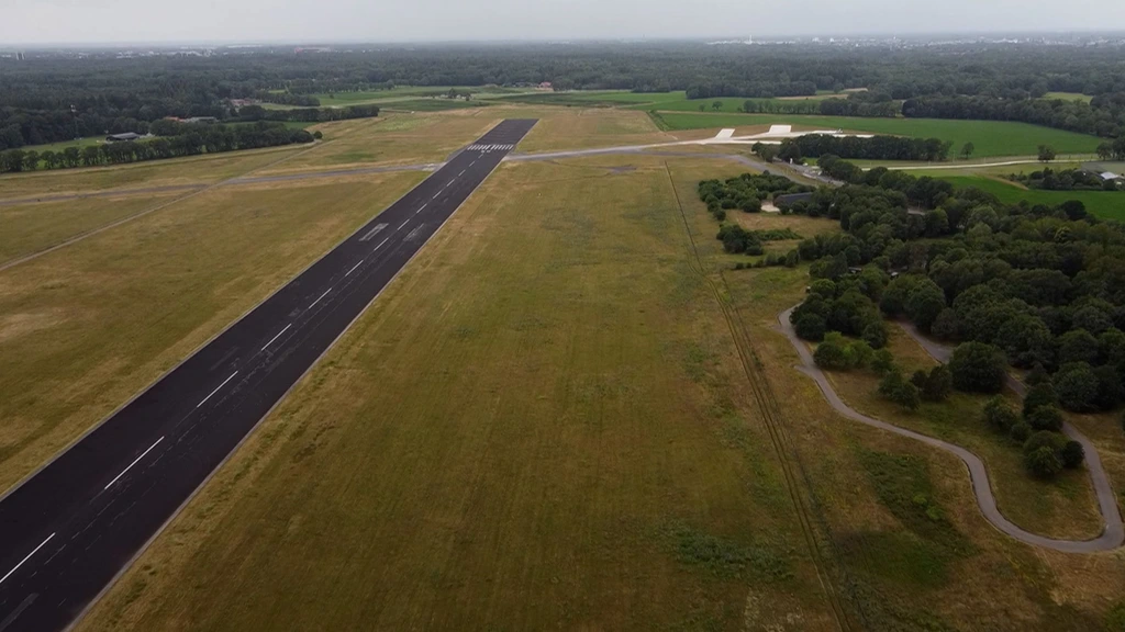 Foto: Verlieslijdend Twente Airport gaat definitief naar groep regionale ondernemers 