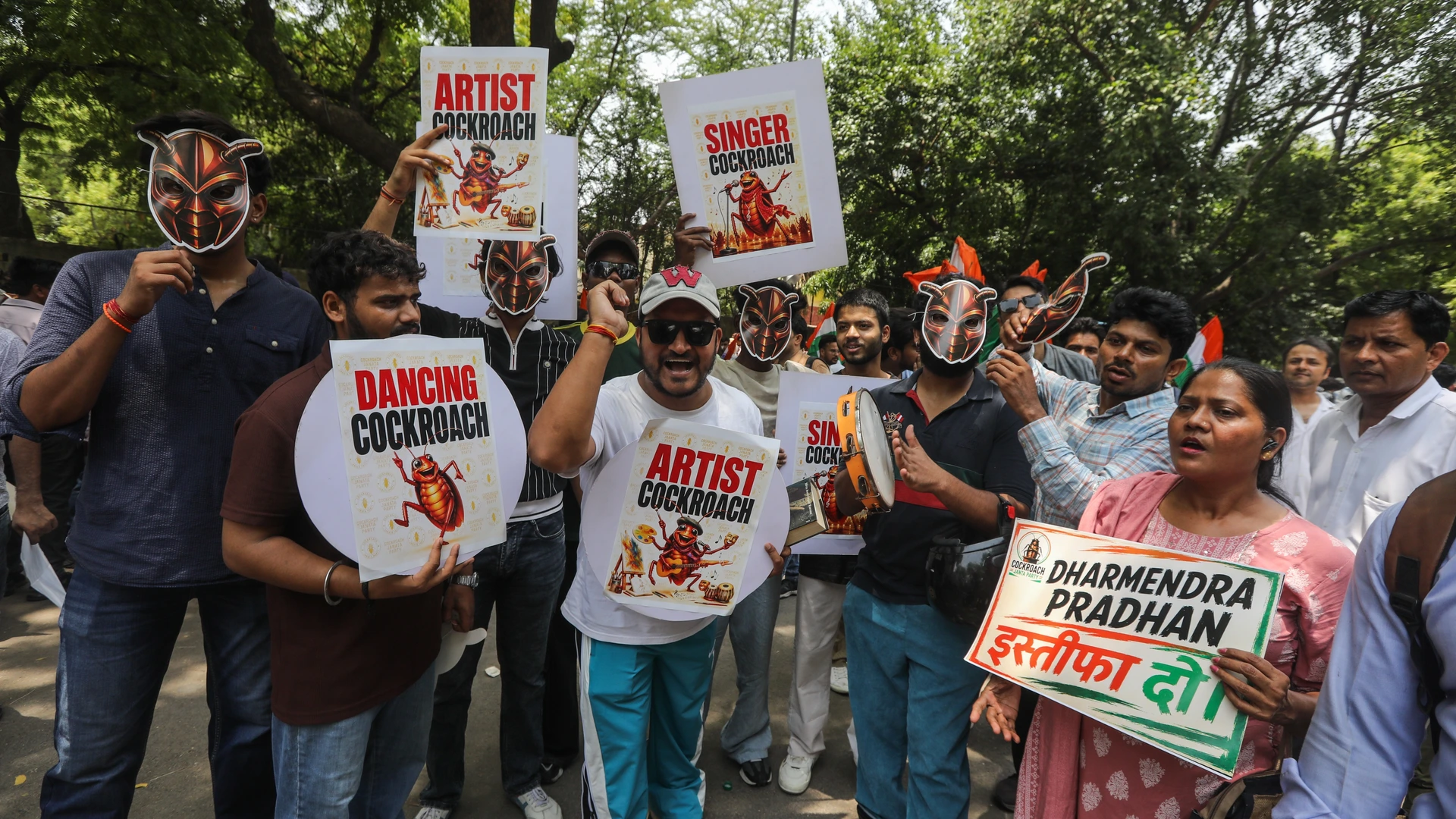 Indiase Kakkerlakken-beweging houdt in New Delhi eerste grote offline protest
