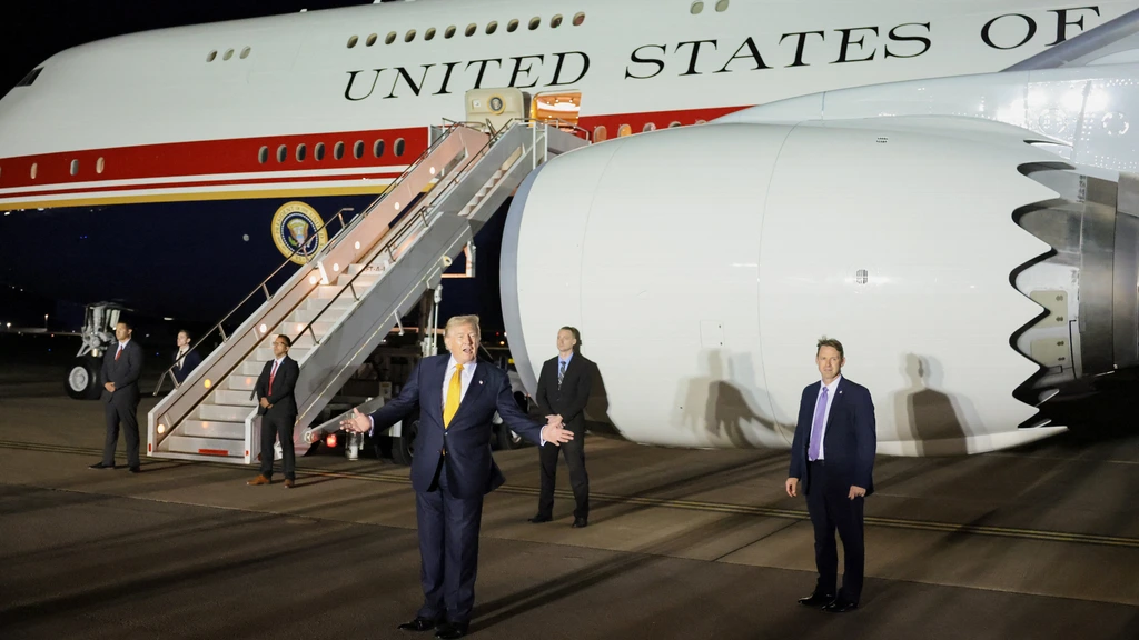 Witte Huis dagvaardt journalisten New York Times om artikel over Air Force One