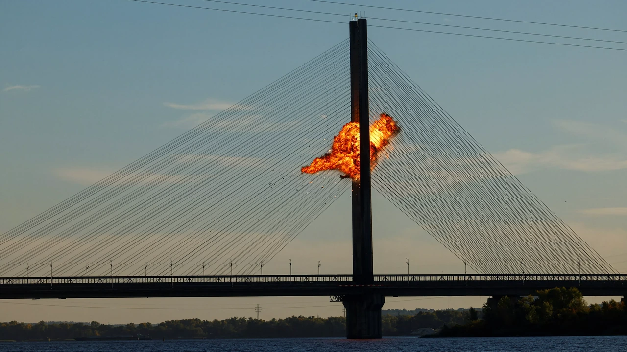 Derde dag op rij met Russische aanvallen op belangrijke bruggen in Kyiv