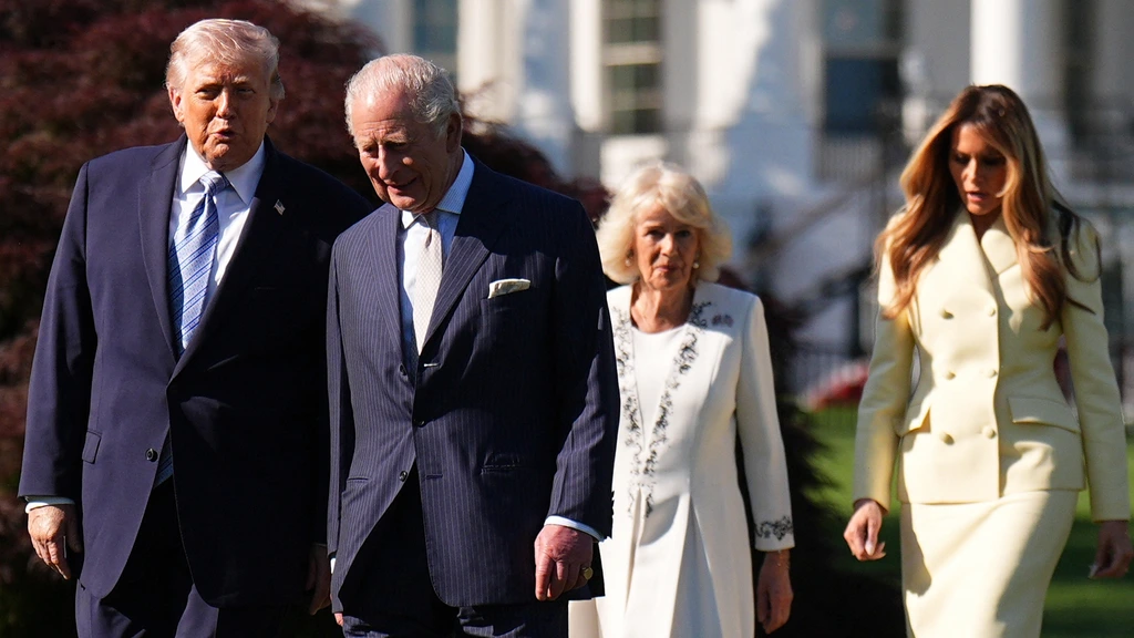 Foto: Charles begint precair staatsbezoek aan de VS met thee in het Witte Huis