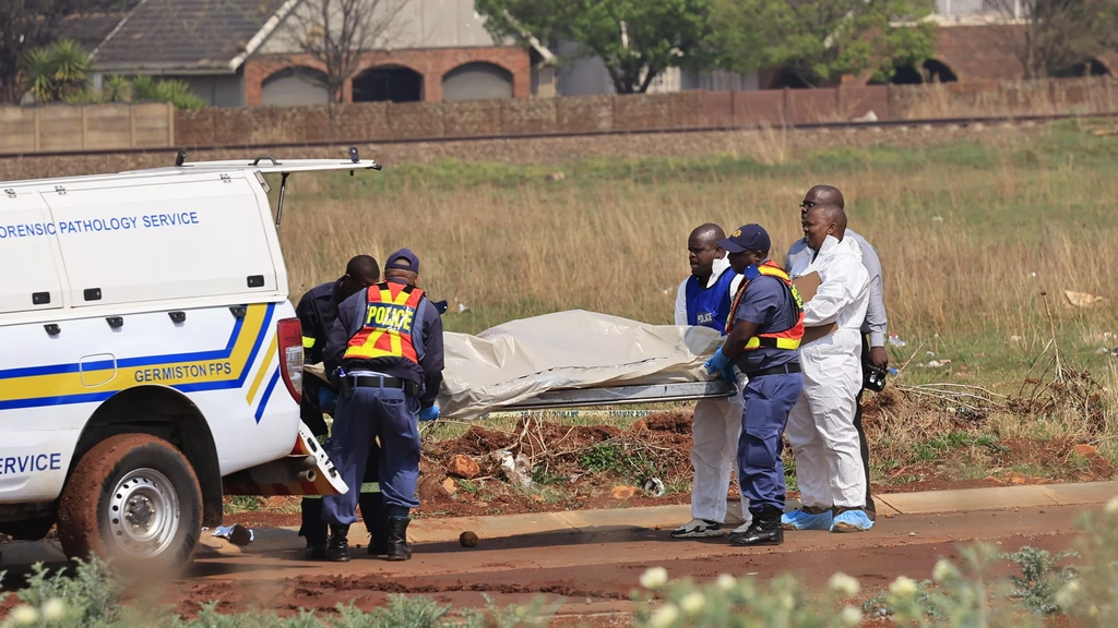 Foto: Negende dode vrouw gevonden in Zuid-Afrika in dezelfde regio bij Johannesburg