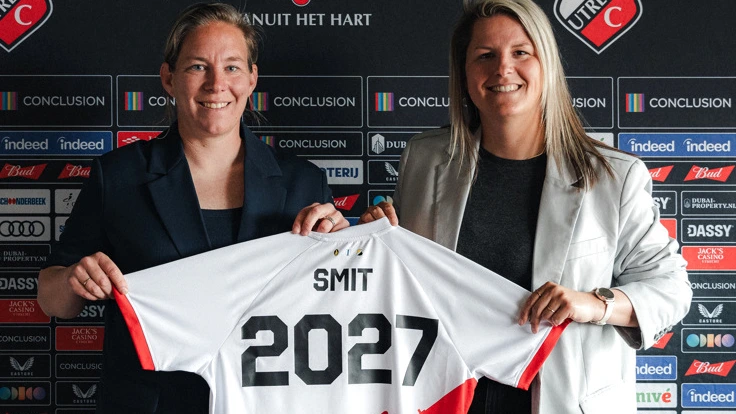Oud-international Smit nieuwe trainster voetbalsters FC Utrecht