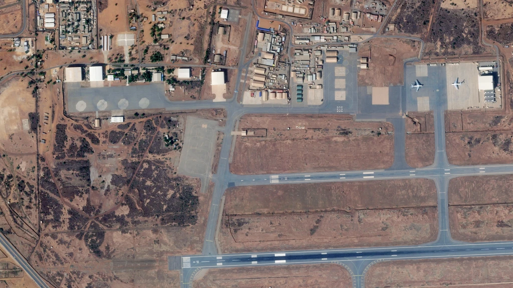 Muitende militairen in Niger, explosies gehoord bij hoofdstad