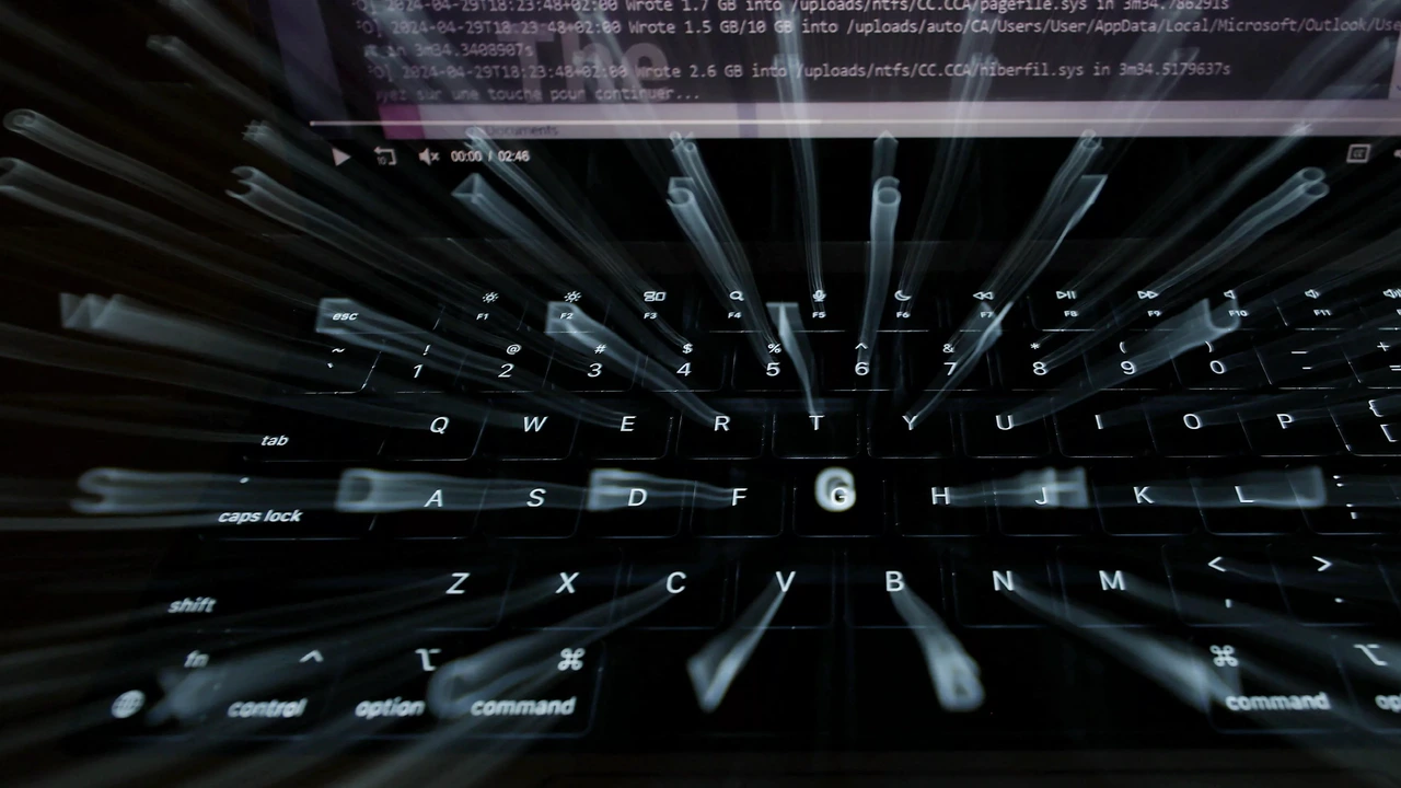 Overheidspagina’s weer online na PHP-lek, vooralsnog geen data gelekt of gestolen Overheidspagina’s weer online na PHP-lek, vooralsnog geen data gelekt of gestolen