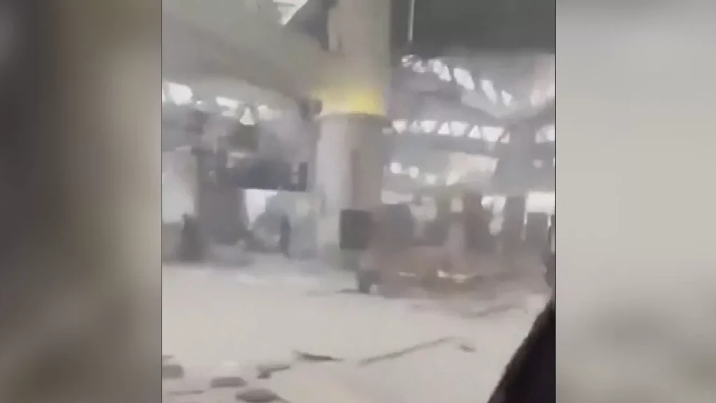 Foto: 12 doden en 300 gewonden bij aanval op luchthaven Riyad 