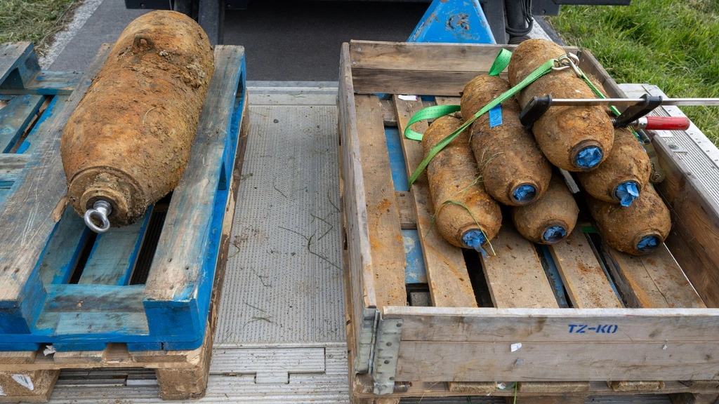 Foto: Zeldzaam grote evacuatie in Duitsland om ontmanteling van WO II-bommen