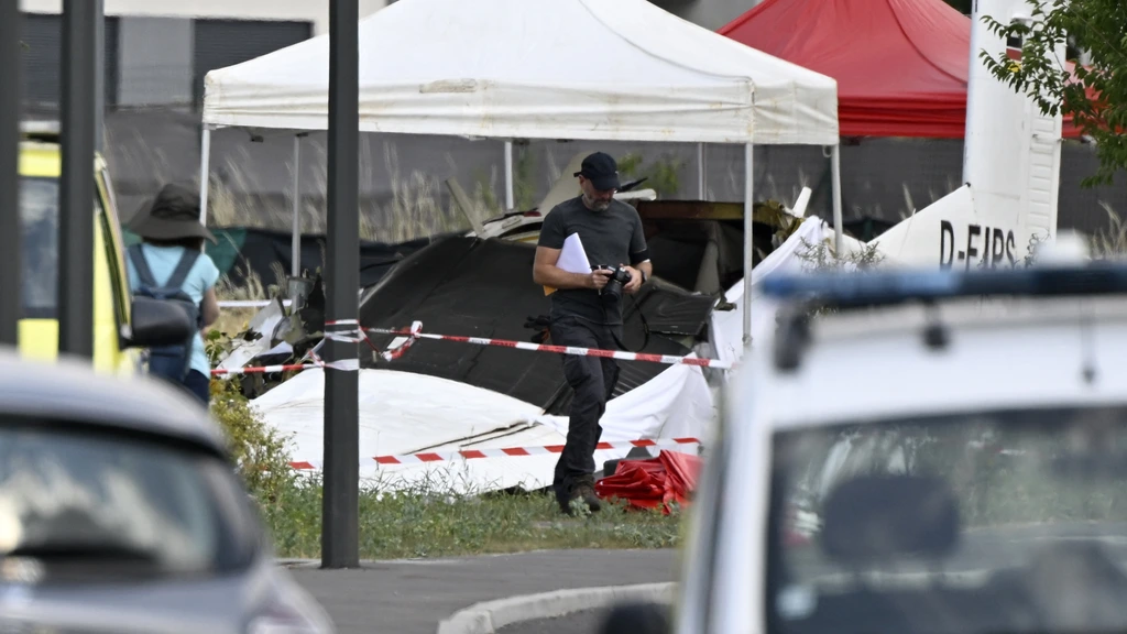 Vliegtuig vol parachutisten stort neer in Frankrijk: elf doden