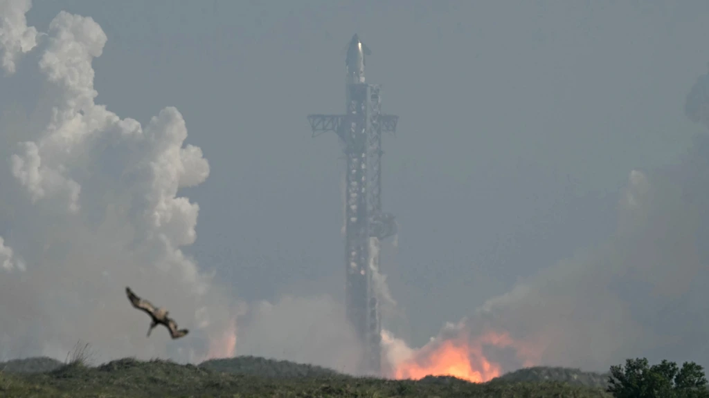 Foto: SpaceX lanceert succesvolle testvlucht met vernieuwde Starship