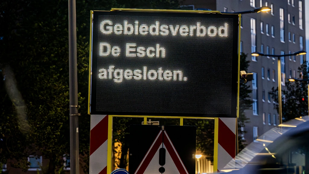 Ruim 20 bekeuringen in Rotterdamse wijk tijdens eerste nacht gebiedsverbod