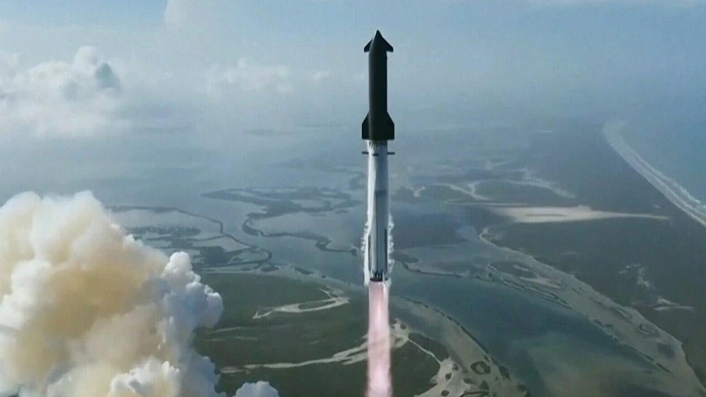 Foto: SpaceX lanceert succesvolle testvlucht met vernieuwde Starship