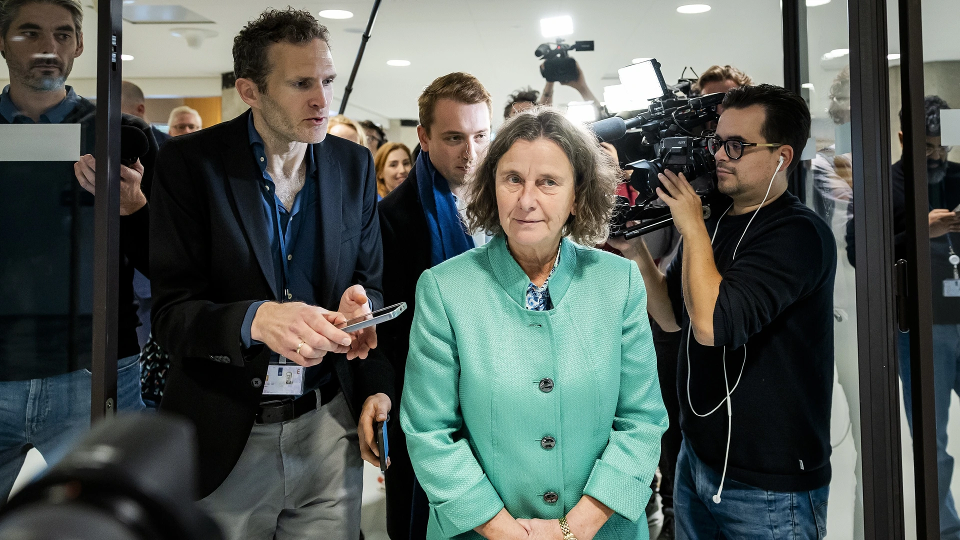 Faber bleef noodrecht doorzetten ondanks negatieve adviezen ambtenaren