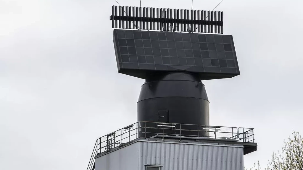 Foto: Raad van State wijst bezwaren af: Defensie mag radarstation in Herwijnen bouwen