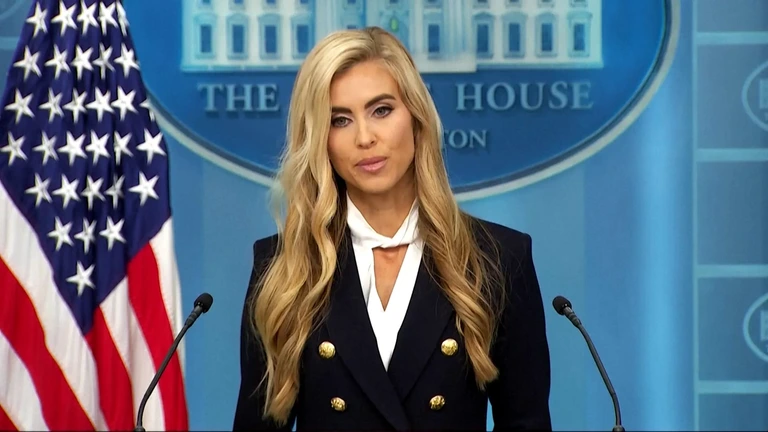 Persvoorlichter Witte Huis haalt Trump en eigen man door elkaar