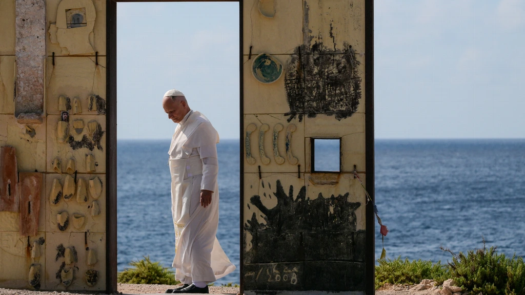 Amerikaanse paus verkiest migranten Lampedusa boven viering 250 jaar VS Amerikaanse paus verkiest migranten Lampedusa boven viering 250 jaar VS