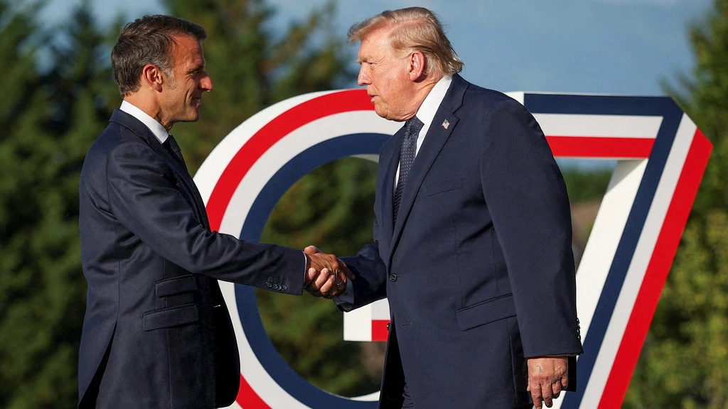 Foto: Spanning en druk rond G7 in Frankrijk, Macron verleidt Trump met Versailles