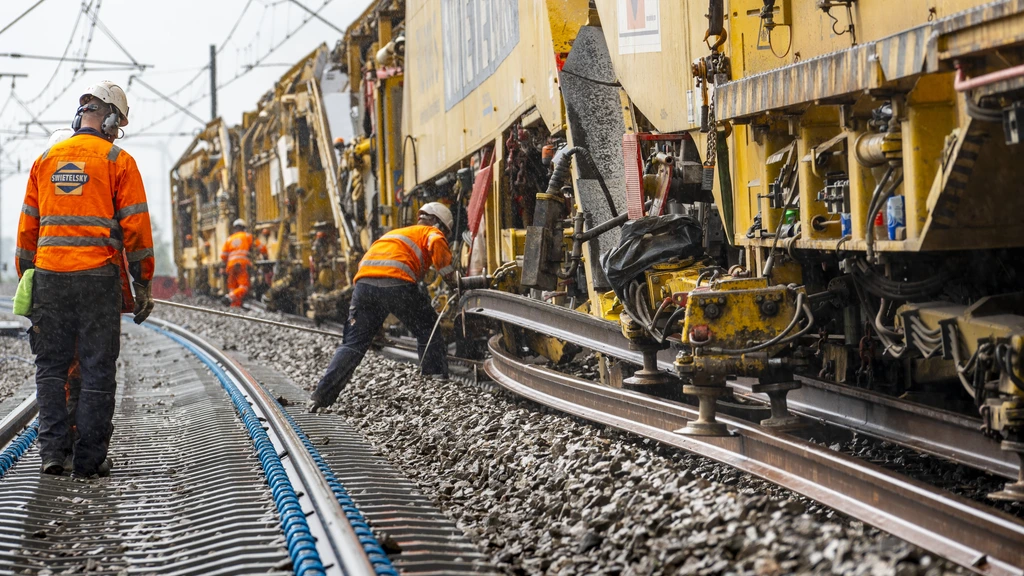 Foto: ProRail krijgt miljoenenboete vanwege te veel grote storingen op het spoor