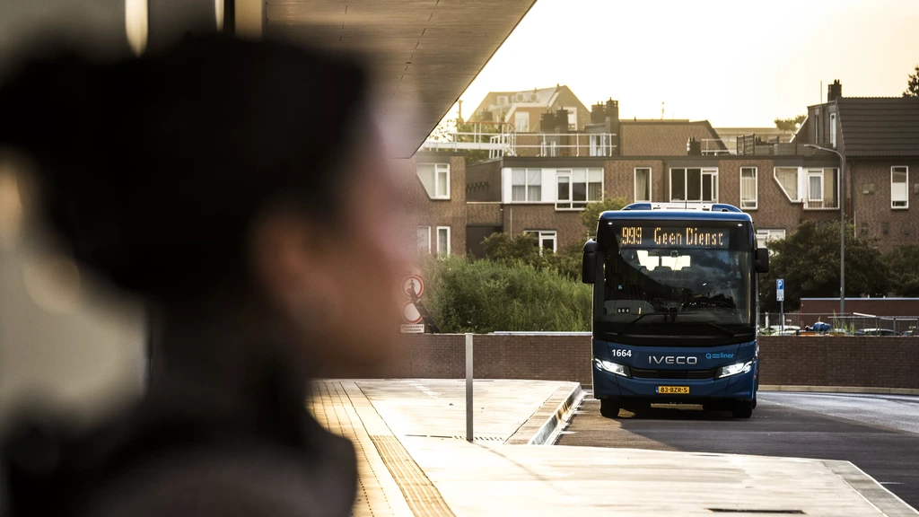 Foto: Niet veel drukkere spits ondanks ov-staking, drukte bij deelautoplatforms