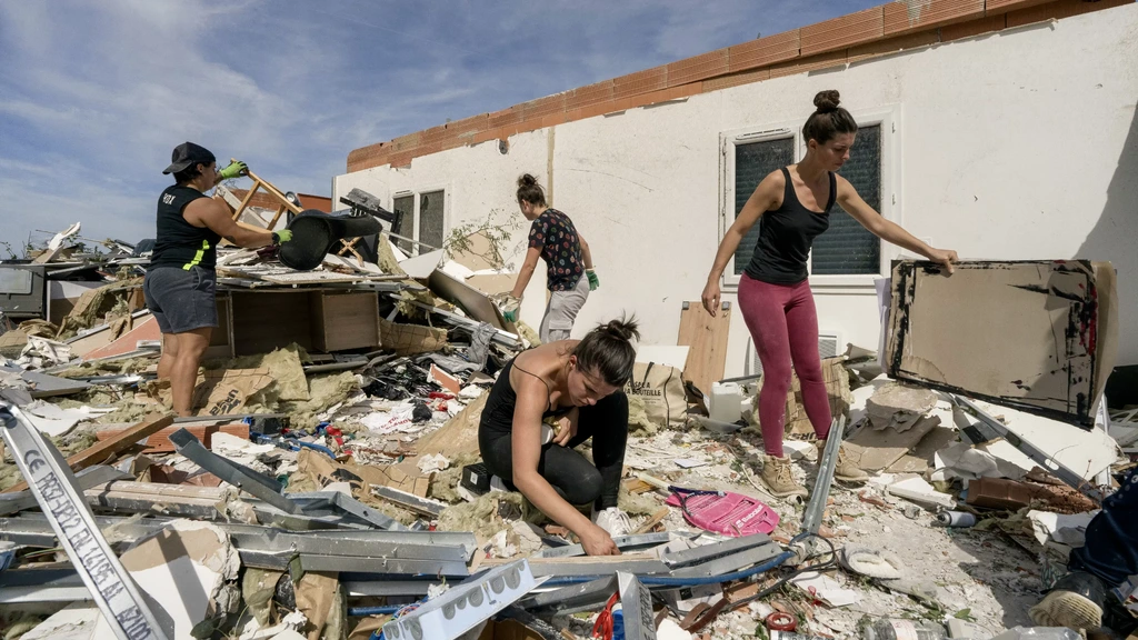 ‘Apocalyptische’ tornado verwoest dorp Pomas in een paar minuten