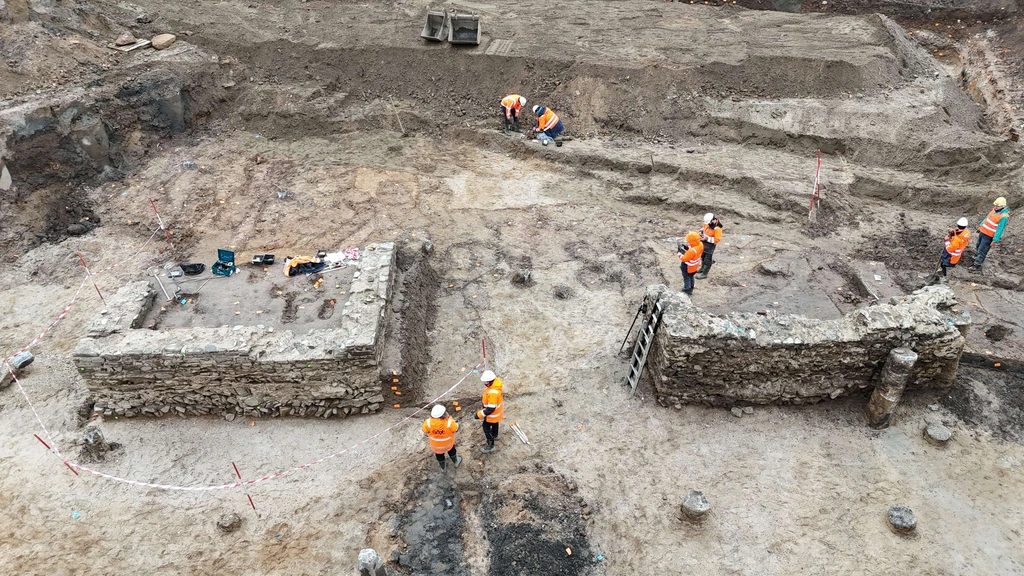 Foto: Grootste Romeinse badhuiscomplex van Nederland opgegraven in Nijmegen