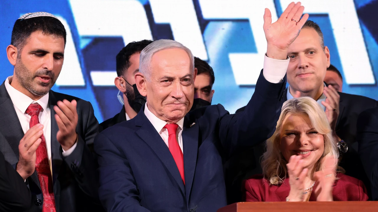 Netanyahu wil na verkiezingen ‘sterke, rechtse regering’, maar duidelijke winnaar is er nog niet Netanyahu wil na verkiezingen ‘sterke, rechtse regering’, maar duidelijke winnaar is er nog niet
