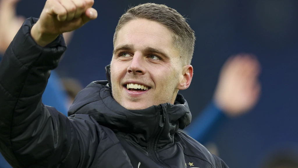 Veerman waant zich soms onoverwinnelijk met PSV: 'Er zit iets in deze ...