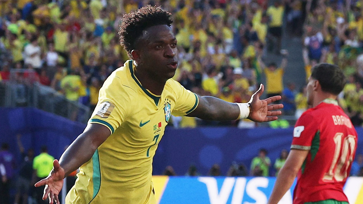 Brazilië en Marokko spelen gelijk • Verbruggen fit voor Japan, Depay 100 procent fit