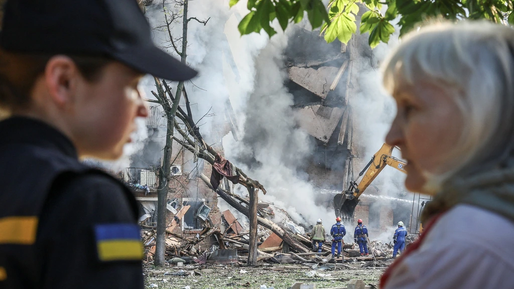 Foto: Grootschalige Russische aanval op Kyiv en omgeving: 'Een vreselijke nacht'