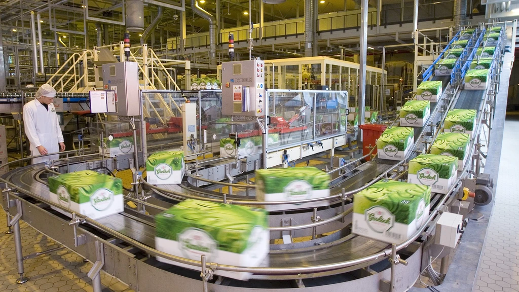 Foto: Elf mensen onwel na rondleiding in Grolsch-fabriek Enschede