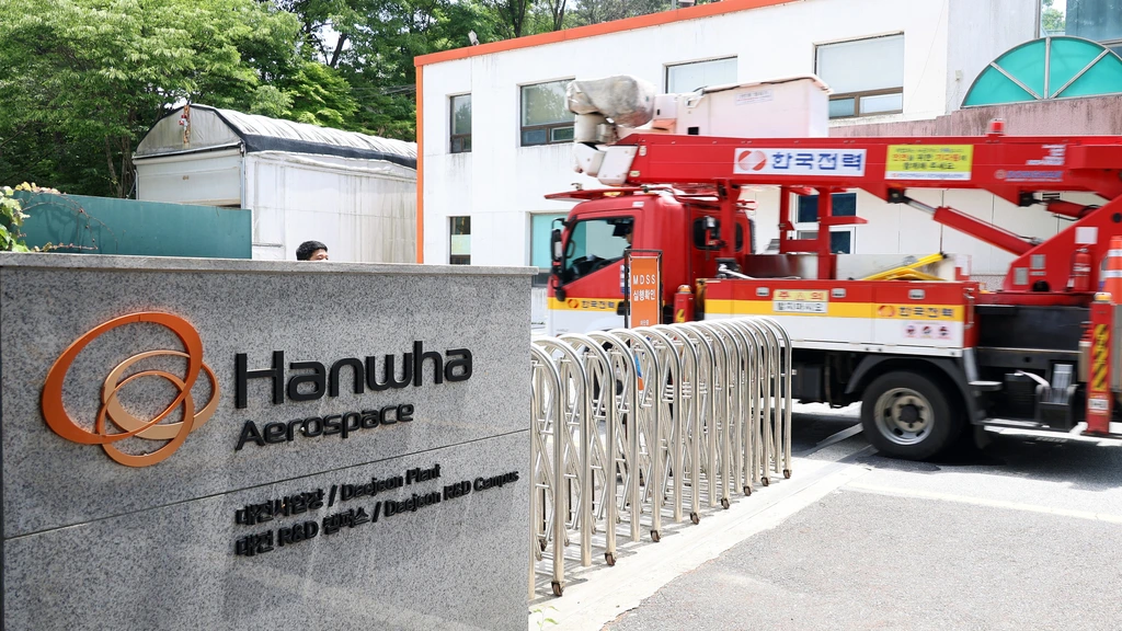 Foto: Vijf doden door explosie en brand in raketfabriek Zuid-Korea