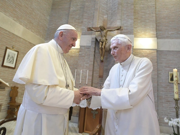 Paus emeritus Benedictus XVI op 95-jarige leeftijd overleden