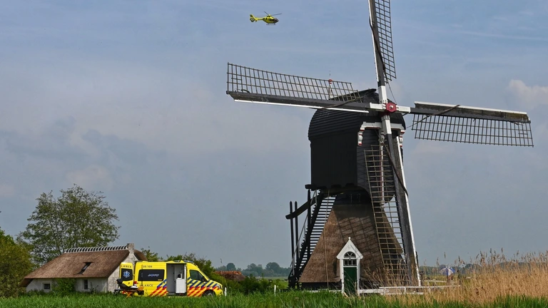 Jong kind zwaargewond na klap van molenwiek in Hei- en Boeicop