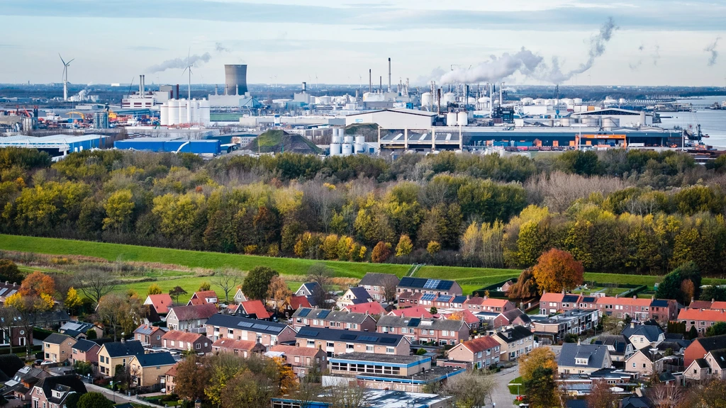 Rijk wist al maanden dat Moerdijk weg moest, gemeente wil in gesprek