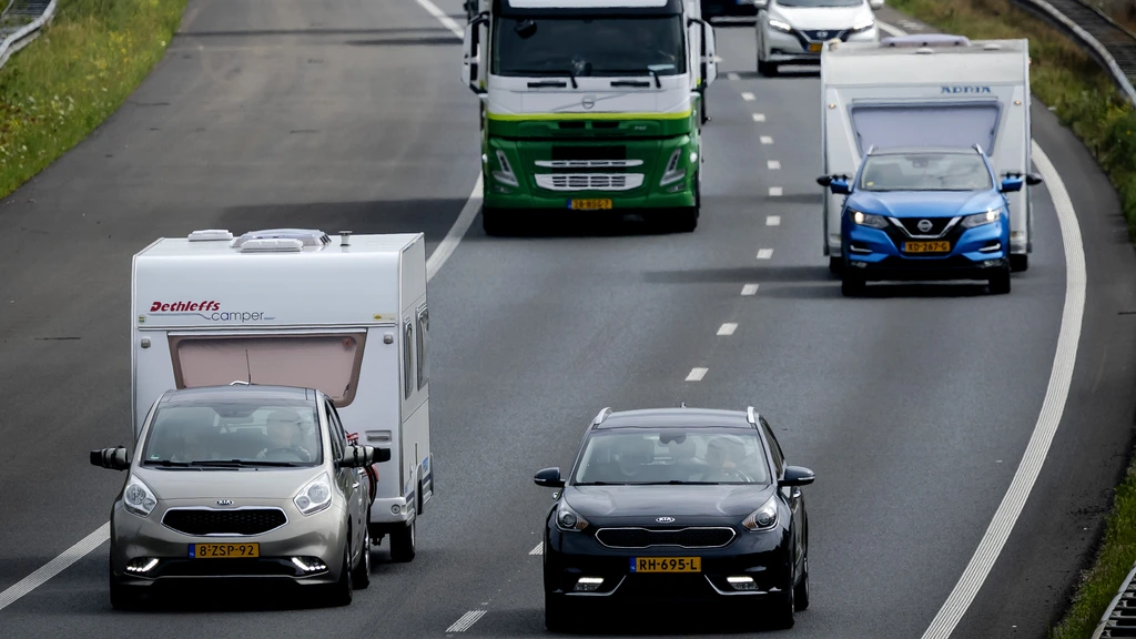 Kabinet haalt doel om regels te schrappen niet, minister ziet wel 'beweging'