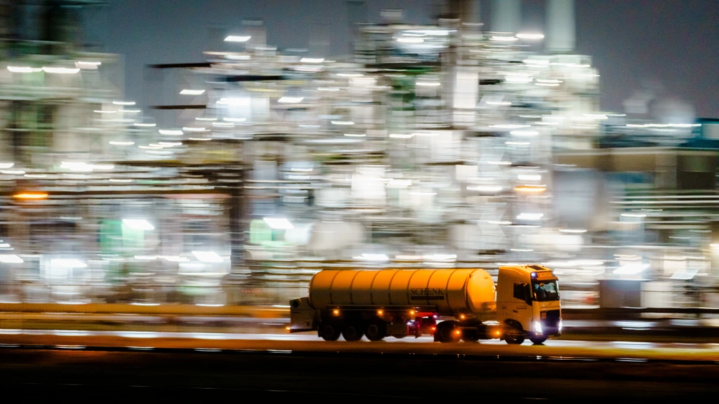 Shell boekt weer torenhoge kwartaalwinst, drie keer zo hoog als vorig jaar