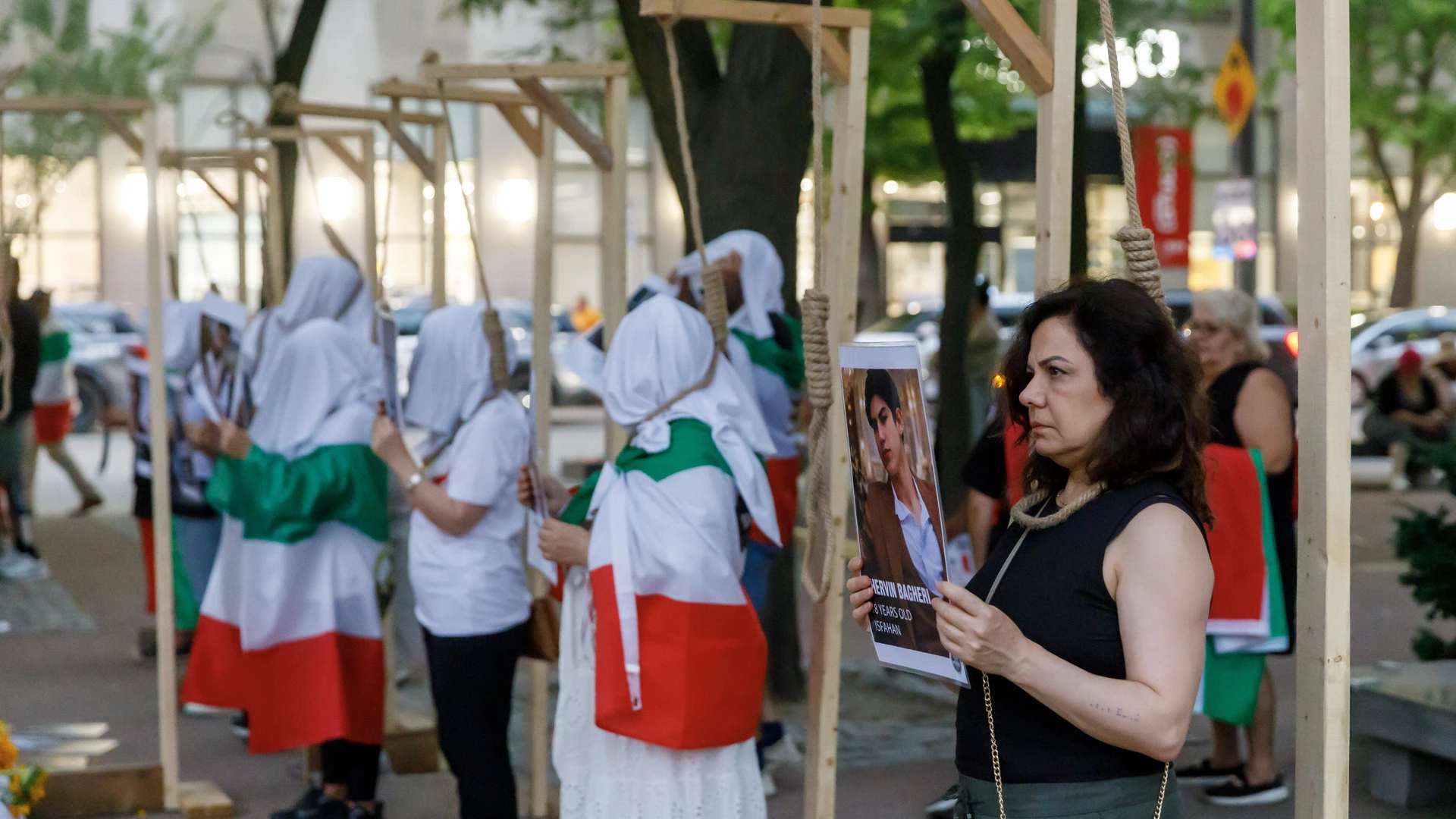 Iran executeert twee mannen die deelnamen aan protestgolf tegen regime