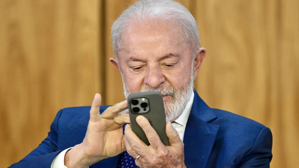 Foto: In presidentsrace Brazilië lijkt Bolsonaro op sociale media overal en Lula nergens